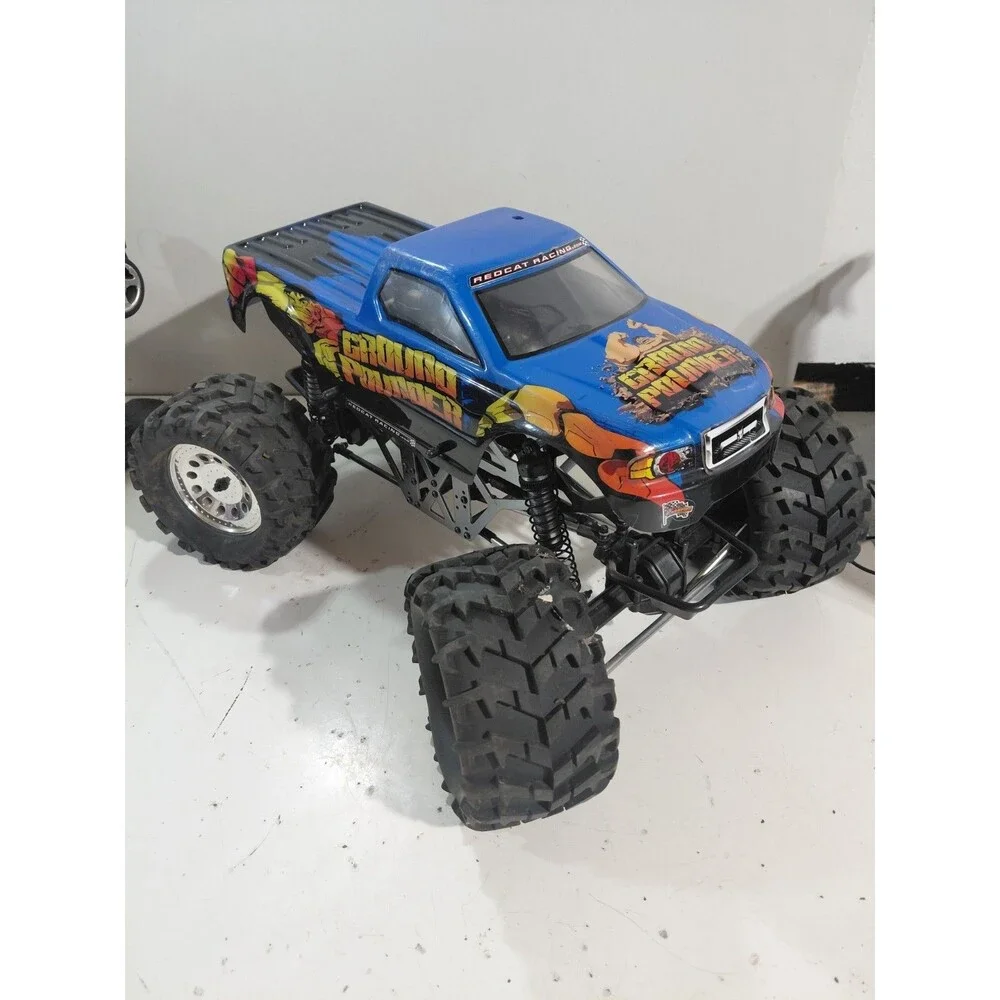 Redcat Racing Radio Control (R/C) Ground Pounder 4x4x4 Monster Truck Roller